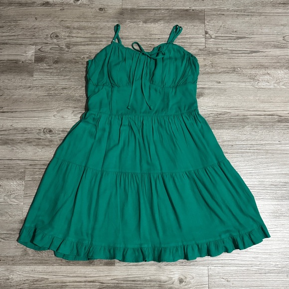 bebe Dresses & Skirts - bebe Green Tiered Spaghetti-Strap Dress